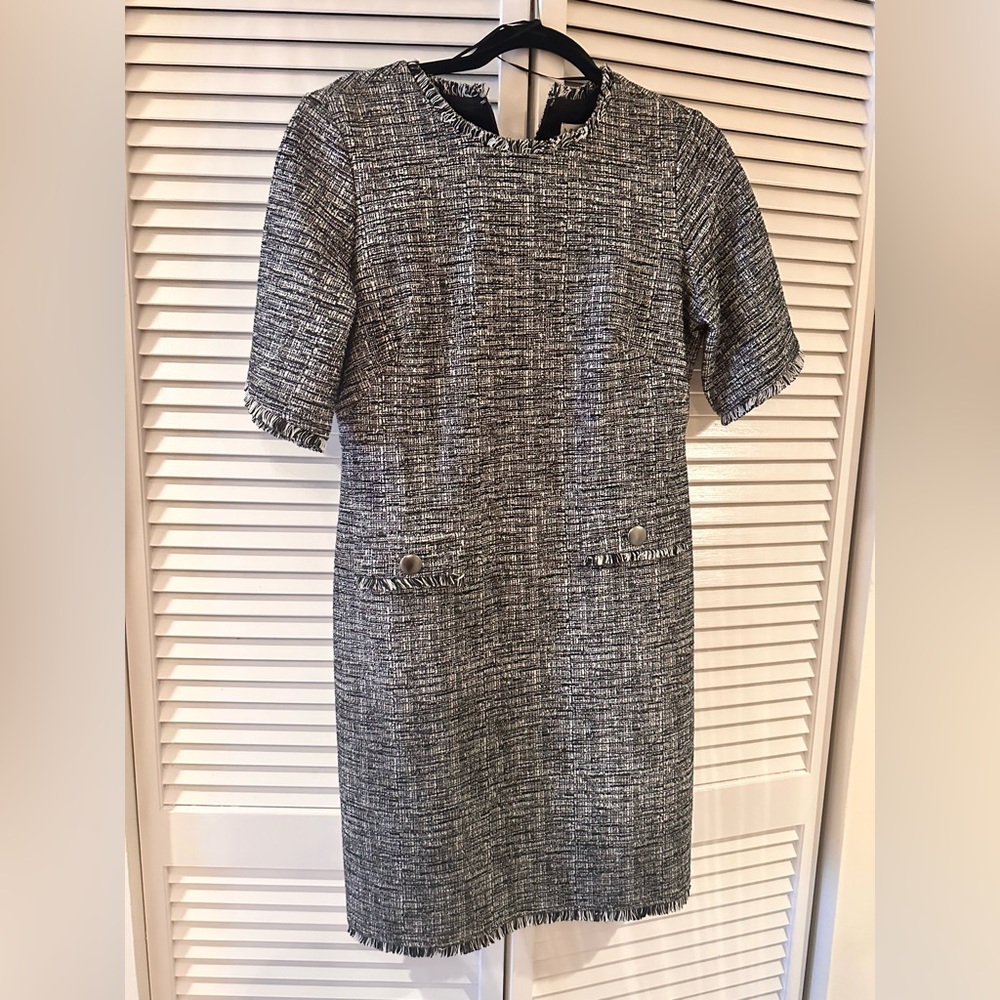 Niman Marcus crew neck Tweed gray silver mini dress
